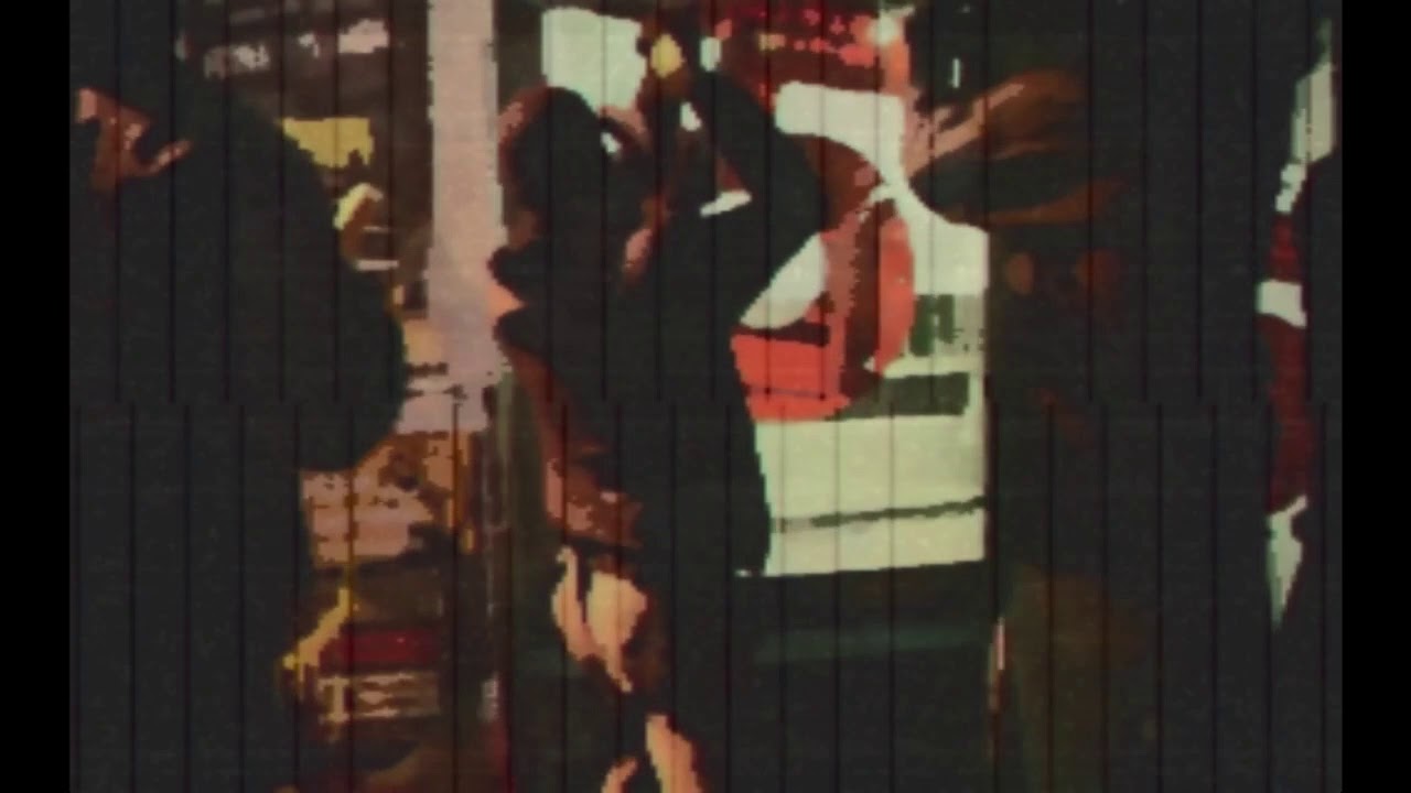Deep Spacer - 3 Juno auf YouTube ansehen Deep Spacer - 3 Juno auf YouTube ansehen