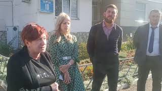 Встреча жителей домов с улицы Комсомольская с чиновниками Уфы