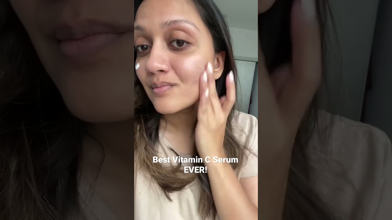 Sunday Riley Vit C Serum. Non sticky, absorbs quickly into the skin, evens out & reduces dark spots