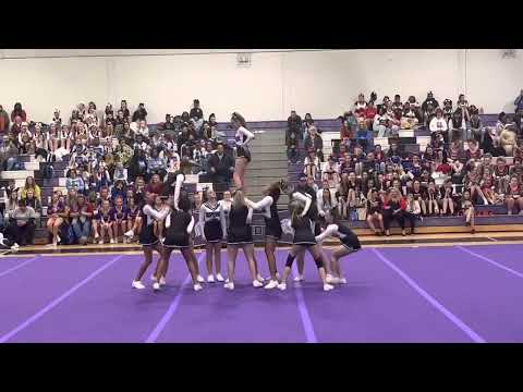 East Bank Middle School Cheerleaders 2022 (Music Routine)