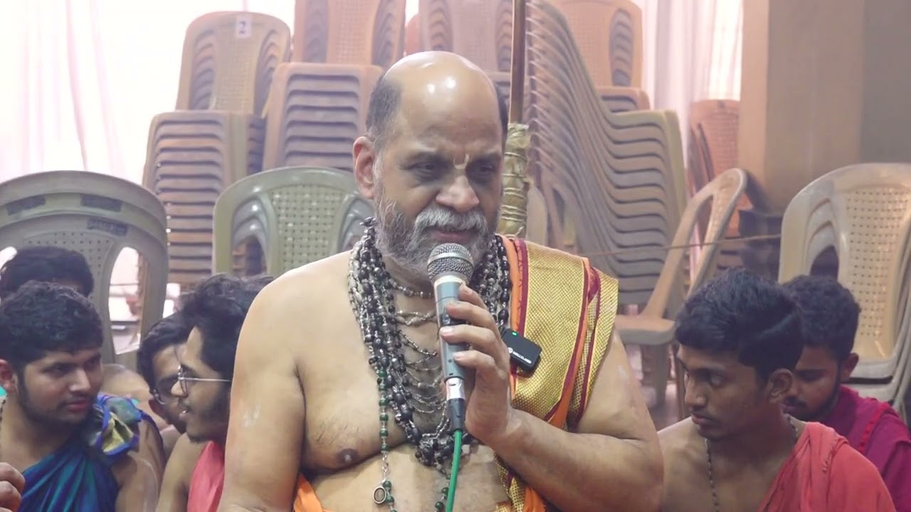 25 ಯಾಗ ಕುಂಡಗಳಲ್ಲಿ ಚತುರ್ವಿಧ ಪಾರಾಯಣದೊಂದಿಗೆ ಚತುರ್ವೇದ ಸಂಹಿತಾ ಯಾಗ