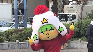 「ベビースター」3代目キャラクターが街中でキレッキレダンス！