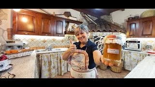 Marmellata di arance con la buccia fatta in casa facile da realizzare.