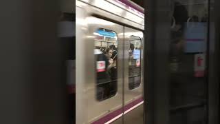 Osaka Metro谷町線22系初期リニューアル車3編成大日行き到着シーン