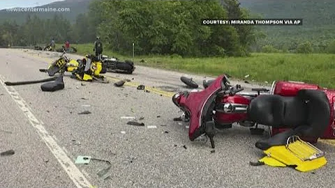 7 motorcyclists die in crash with pickup in Randol...