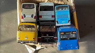 Lets pick box with realistic diecast model bus collection,mercedese,toyota,Review koleski bus mobil