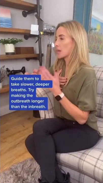 👉How To Help Someone Having A Panic Attack ❤️ - Dr Julie #shorts