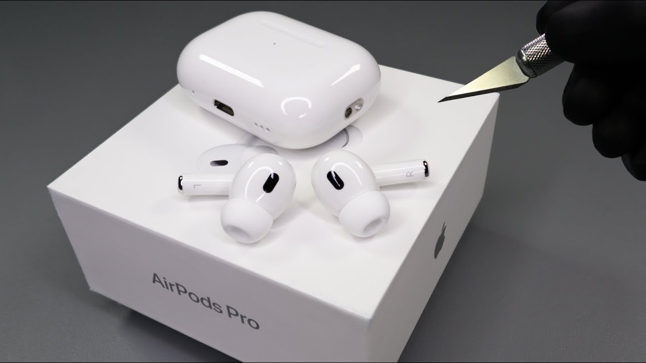 Apple AirPods Pro 2 - 1 Minute Unboxing! - YouTube