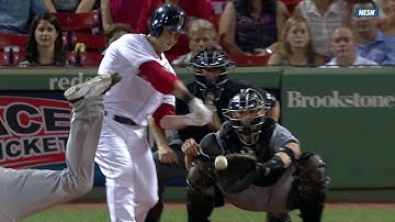 CWS@BOS: Nava ties the game at 4 with an RBI double