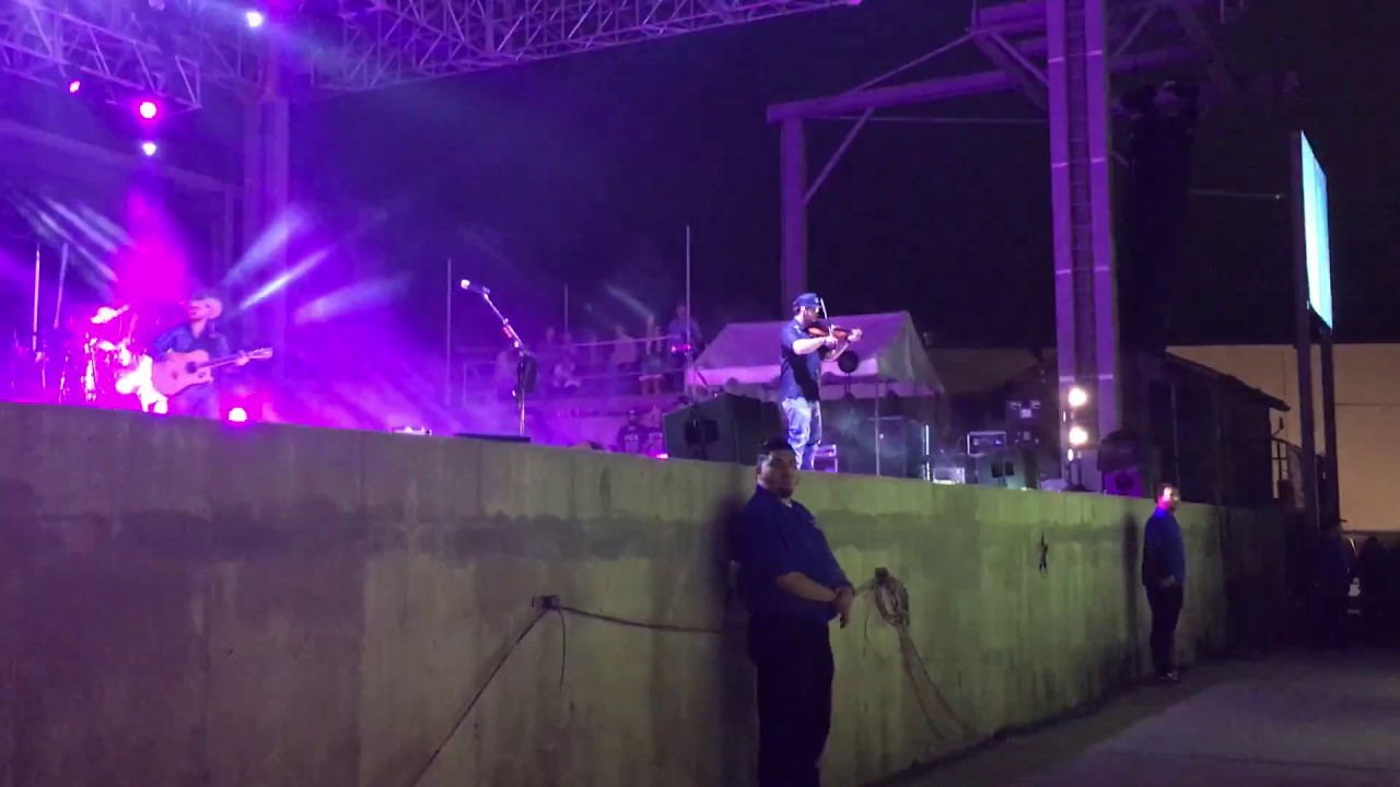 Cody Johnson Band Cowboy Like Me (Live) YouTube