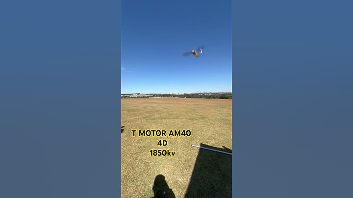 cortando grama com shock flyer 4D reverso/cutting grass with a model airplane 4D/AM40 1850kv