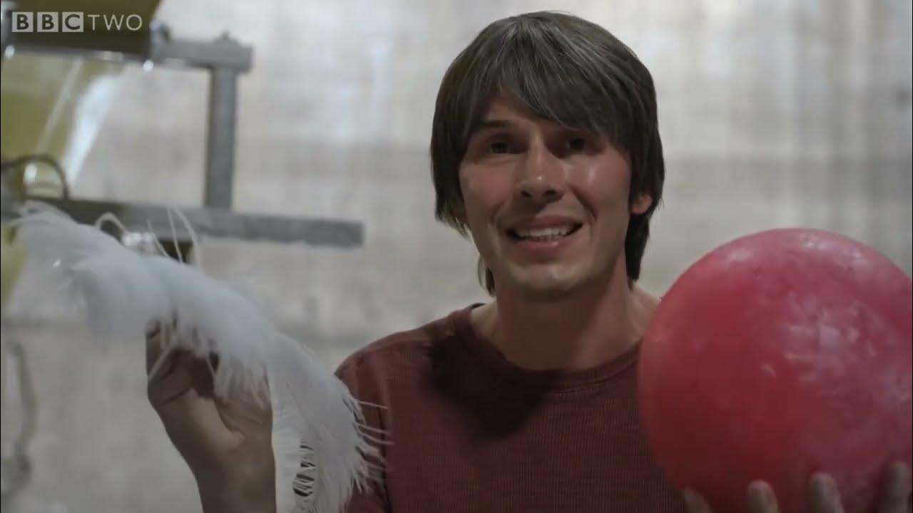 Brian Cox vacuum chamber, feather & bowling ball YouTube