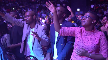 Tshwane Gospel Choir-Through It All-(Live) ft Bongani Kokozela, Moshe Matseke