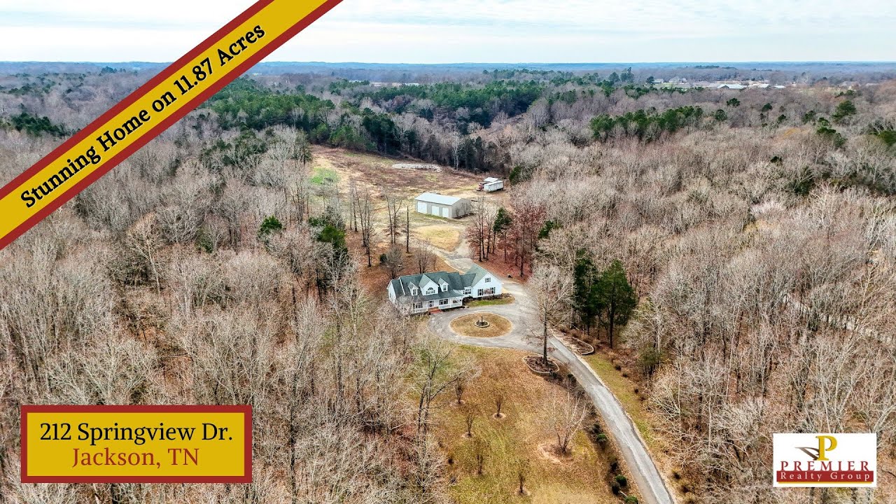(𝗙𝗢𝗥 𝗦𝗔𝗟𝗘) Stunning Home on 11.87 Acres in Jackson, TN