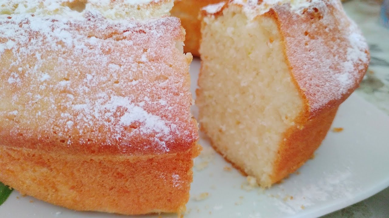 بقالك بياض البيض و حرتي واش ديري بيه 🤔  أدخلي تدي فكرة هايلة كايك روعة خفيف ❤️ و بنين 😋 Cake