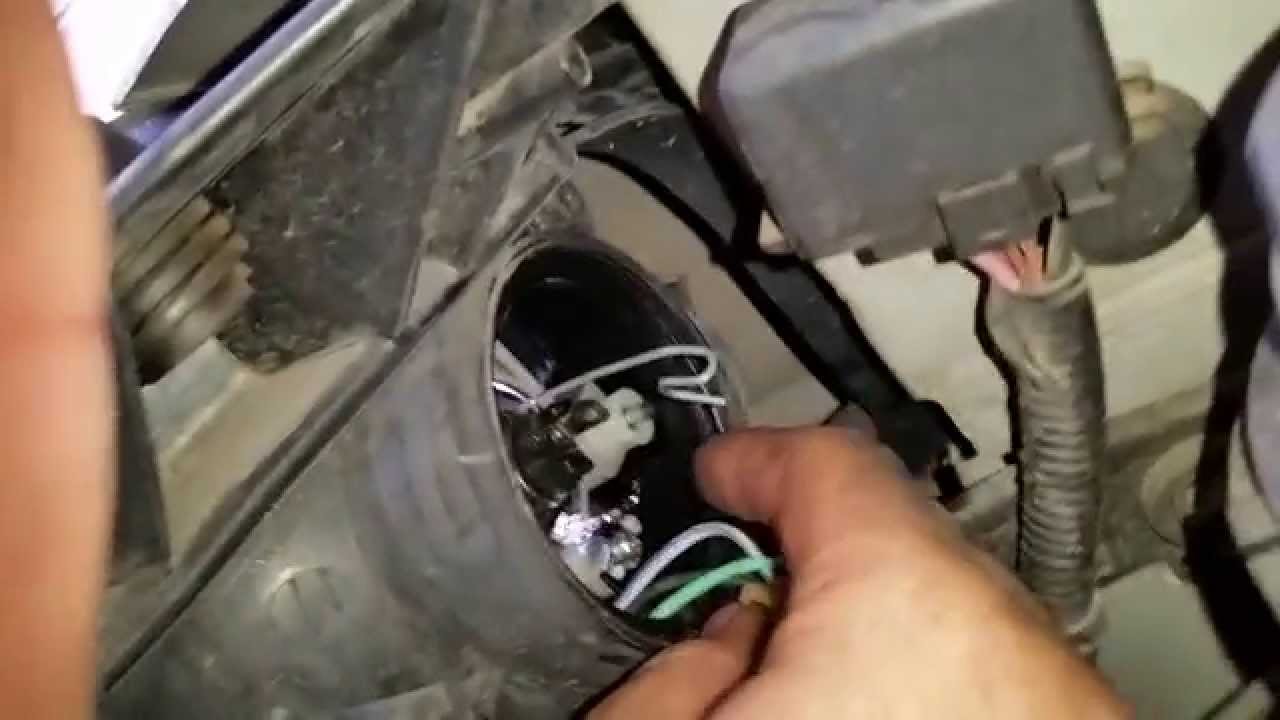 Como trocar a lâmpada do farol Tucson Hyundai