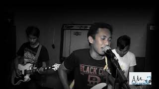 Toriny Band-Cobalah Mengerti Aku