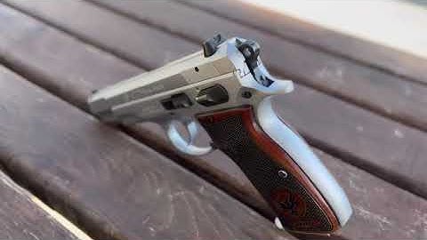 WhatsApp Video 2025 01 01 at 17 45 24