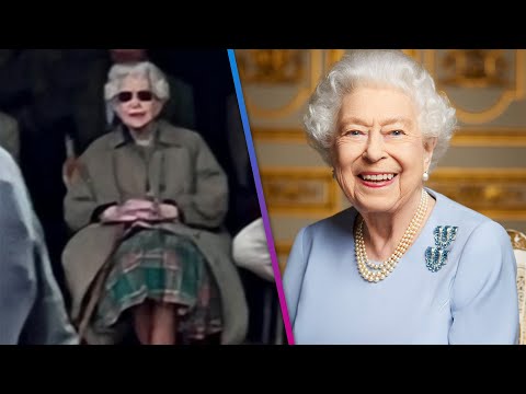 Queen Elizabeth Smiles in Photo Taken Days Before Her Death - YouTube