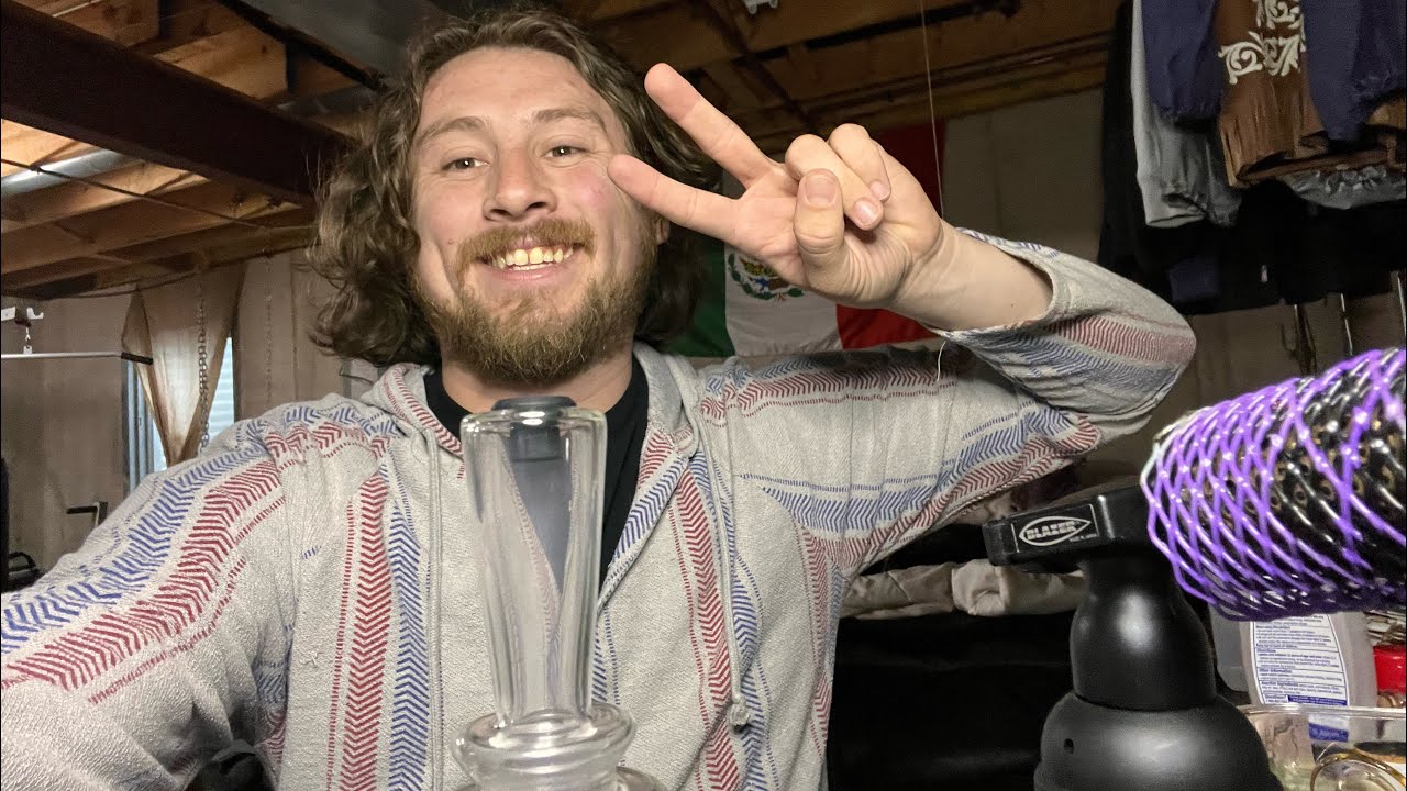 The Rebirth of Let’s Be Potheads!! How to smoke inside with no smell!!!