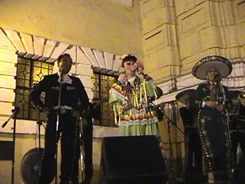 MARIACHIS EN PERU-La Hija de Nadie-Mariachis Perua...