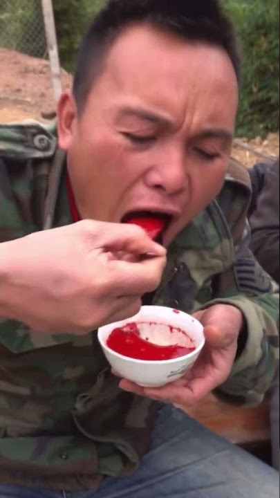 orang tailan makan darah segar