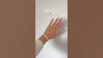 Crochet easy bracelet tutorial 🧸 #crochetbracelet #beginnercrochet #crochet #diy