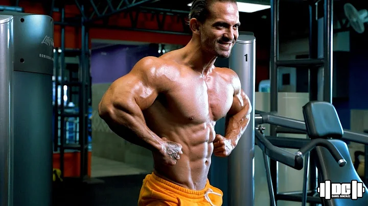 Daniel Gonzlez - IFBB Men Physique Athlete
