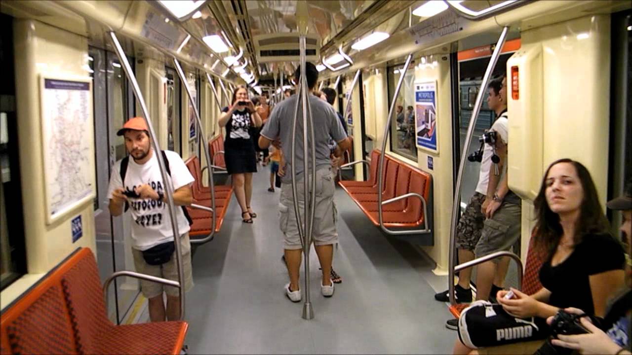 The (second) presentation of the Alstom Metropolis AM5-M2 metro train in Budapest