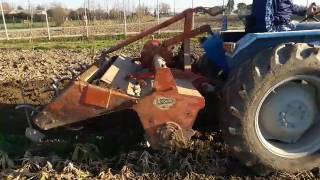 Landini R5000n con fresa vigolo....vado al massimo!!!