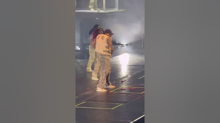 Chris Brown Dancing to Tshwala Bam' @baabmedia