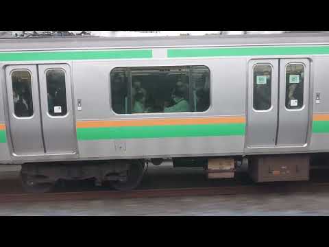 JR東日本 宇都宮線 ➰👋😃お姉さんが手を振ってくれた 【E231系】赤羽駅同時発車