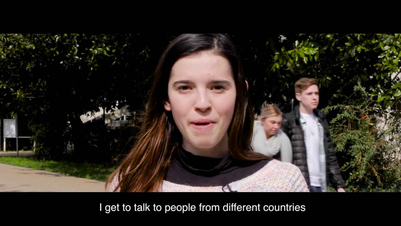 Universite Catholic video