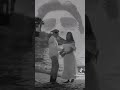الله على الاغنية تحس وانت تسمعها انك طاير والابتسامة تترسم على شفايفك وحدها وتعيد سماعها مرات الله على الاغنية تحس وانت تسمعها انك طاير والابتسامة تترسم على شفايفك وحدها وتعيد سماعها مرات