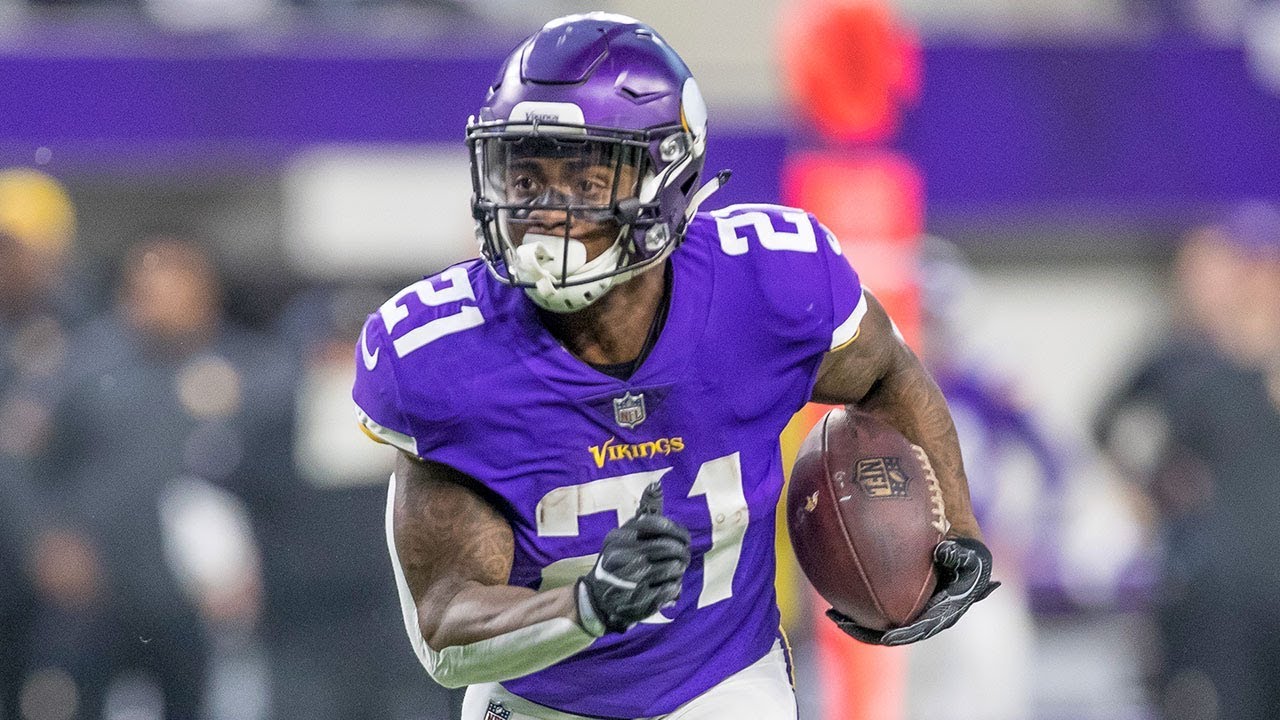 Report: 49ers are 'concerned' about RB Jerick McKinnon after 'awkward' knee injury