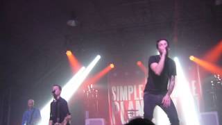 Download Lagu Simple Plan - Kiss Me Like Nobody's Watching [Live München 07.03.2016] MP3