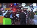 Teen outnumbered by 20 attackers in brutal Times Square beatdown, NYPD says | NBC New York