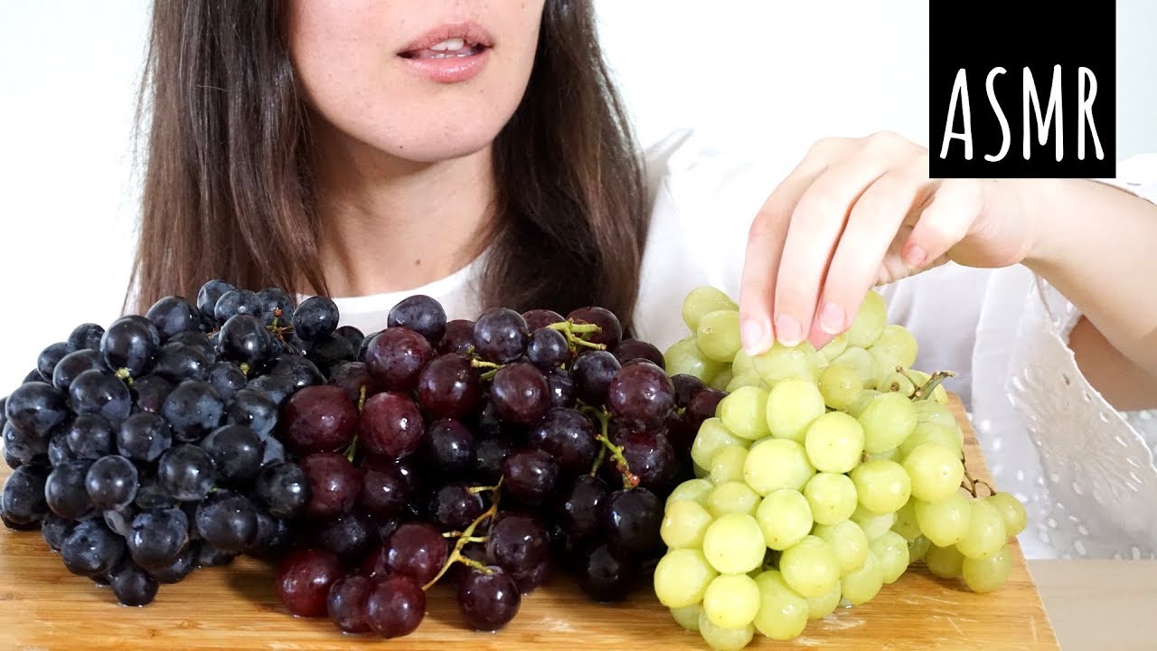 ASMR Eating Sounds: Crunchy Grapes (No Talking)