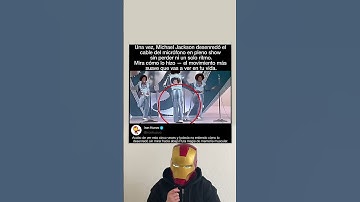 Michael Jackson desenredó el cable del micrófono sin perder el ritmo.