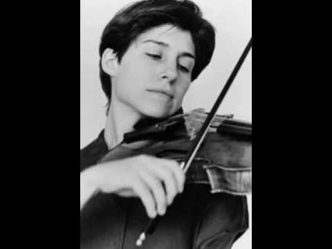 Kim Kashkashian plays Brahms Viola Sonata No. 2: I. Allegro amabile