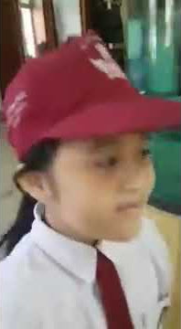 Aurel Kocak Bahasa Inggris