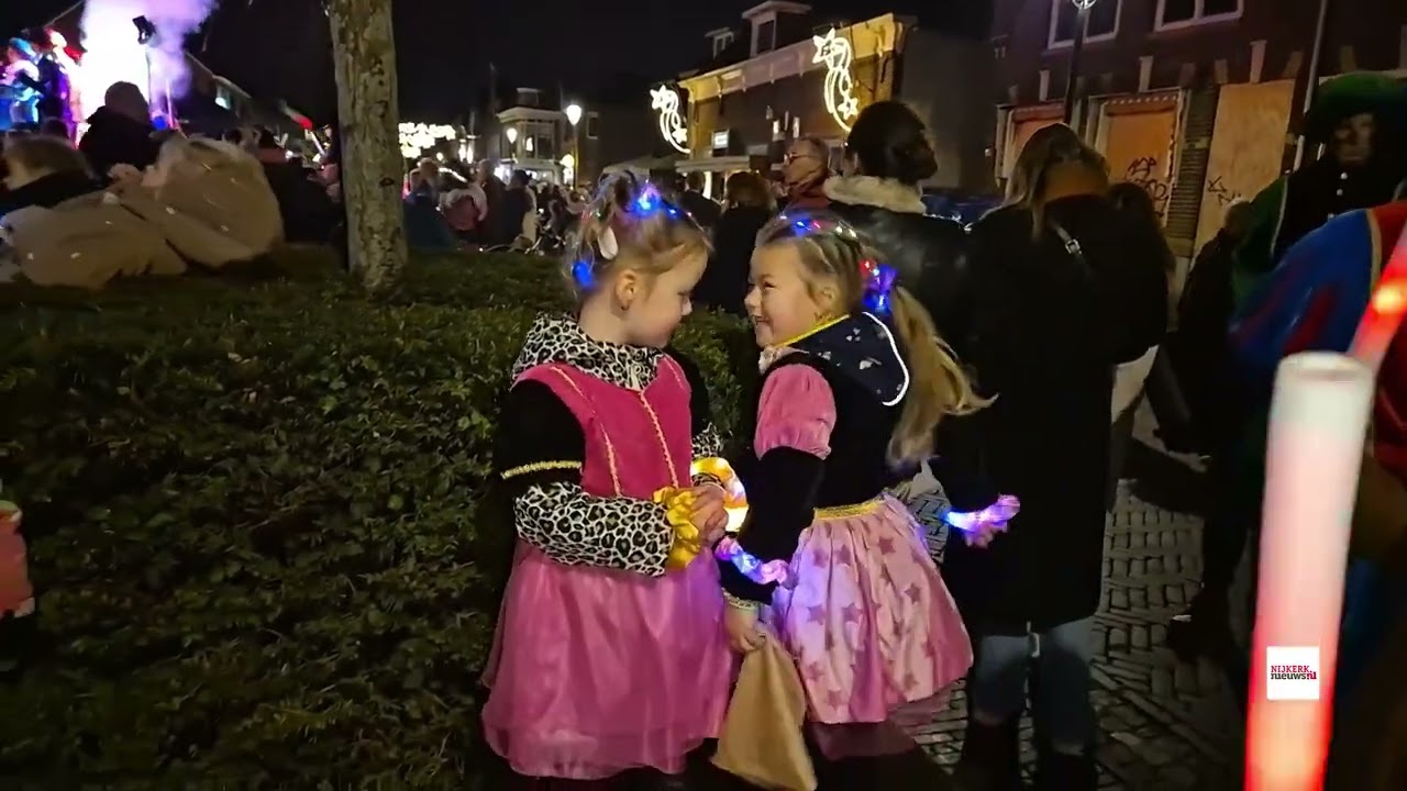 NIJKERK - Goede Sint Lichtjesoptocht