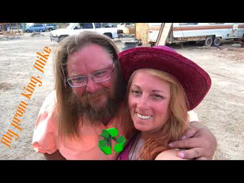 Thumb of Slab City Has Its Own Prom video