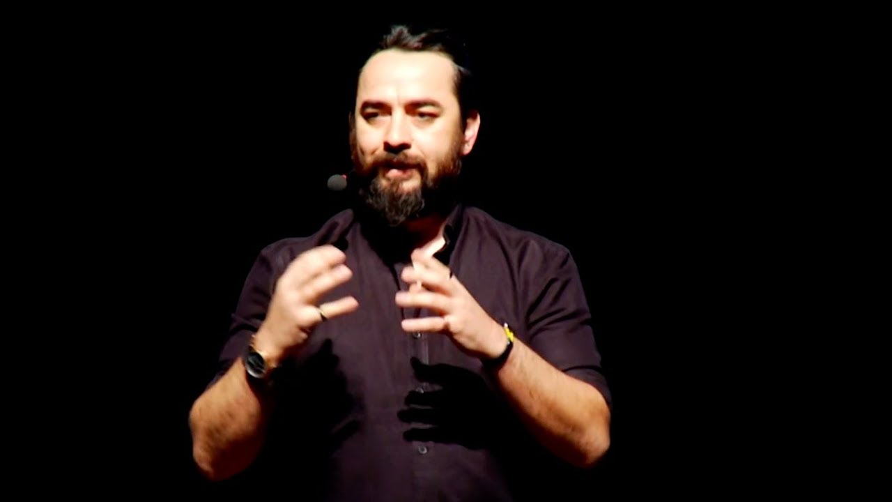 Dünyanın En Güzel ya da En Bedbaht Öyküsü | Uğur Batı | TEDxBursa