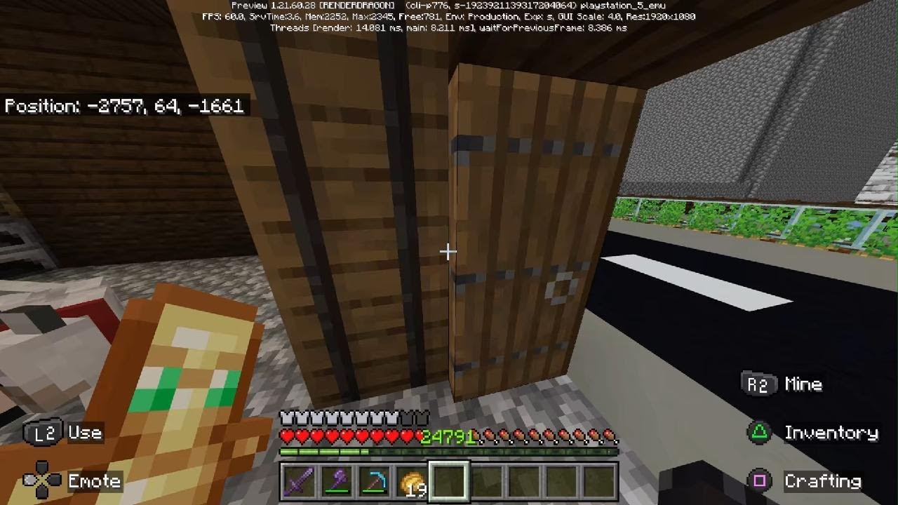 Minecraft my first world - YouTube