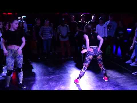 Wipe Your Shoes Battle \\ Twerk \\ Ms.Helen VS Natalie Lynx