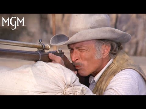 The Magnificent Seven Ride! | Battling The Bandits | Mgm