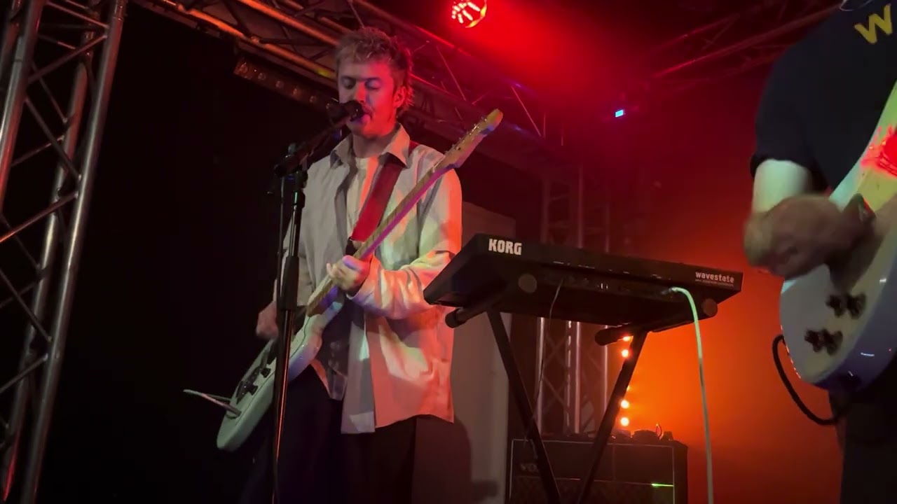 Bdrmm - It's Just a Bit of Blood - Live in Malmö 2023