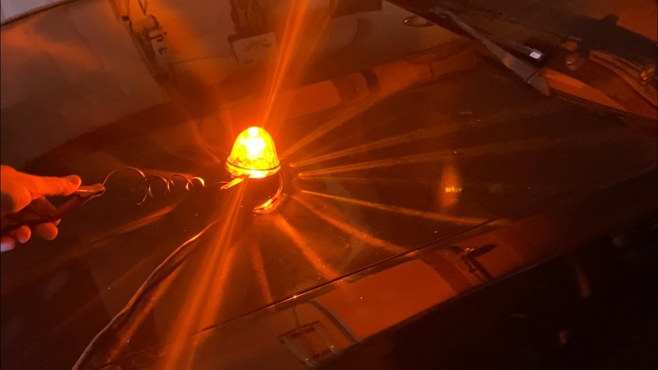 Тестирую LED светодиодные лампочки выбираю самое красивое отражение ...