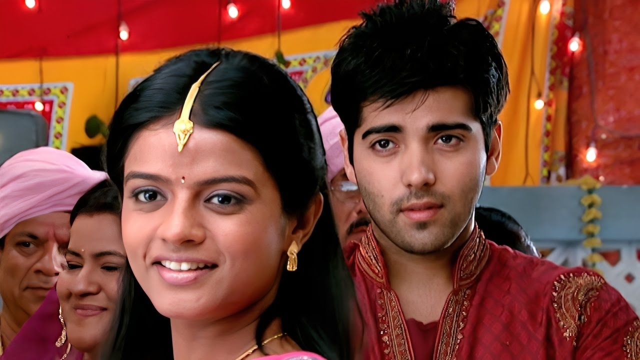 पहली नज़र में भाभी को कृष्णा और पिंटू की जोड़ी पसंद आ गई। Afsar Bitiya | Ghar Ki Shaddi
